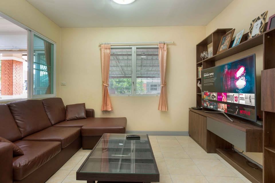 3 Bedroom House For Sale in Pa Daet, Mueang Chiang Mai, Chiang Mai - Image 3