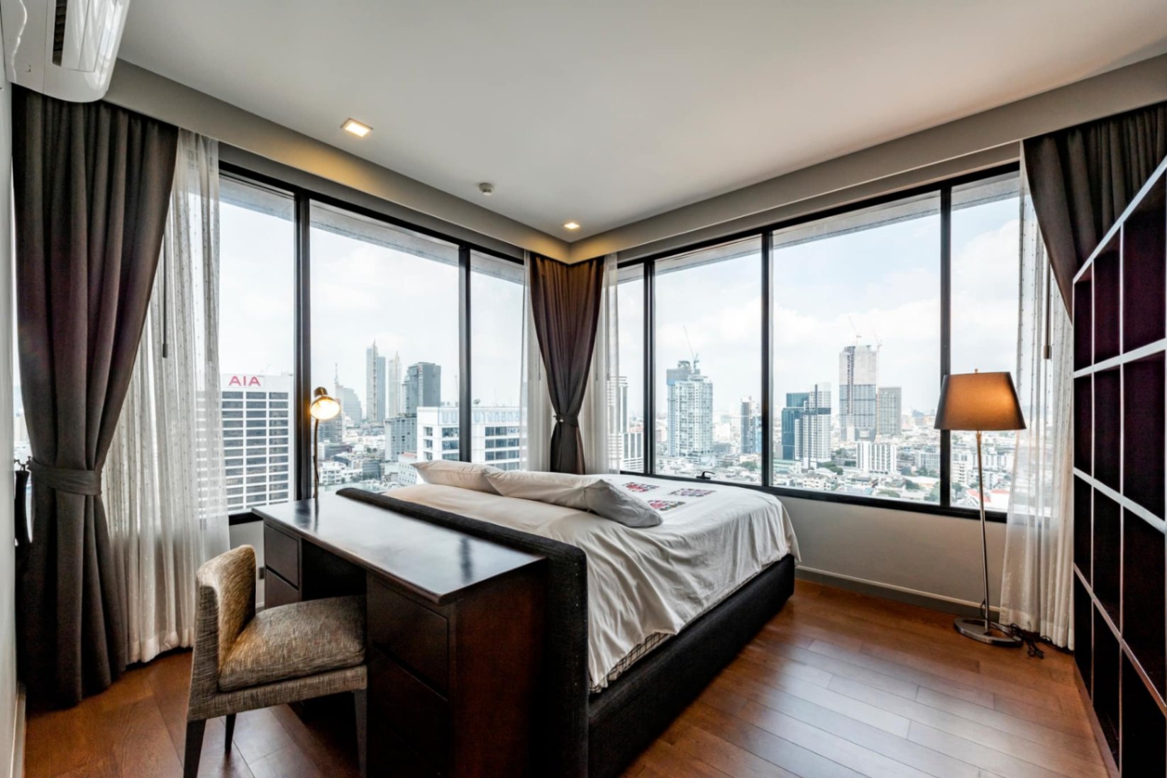 M Silom - Image 1