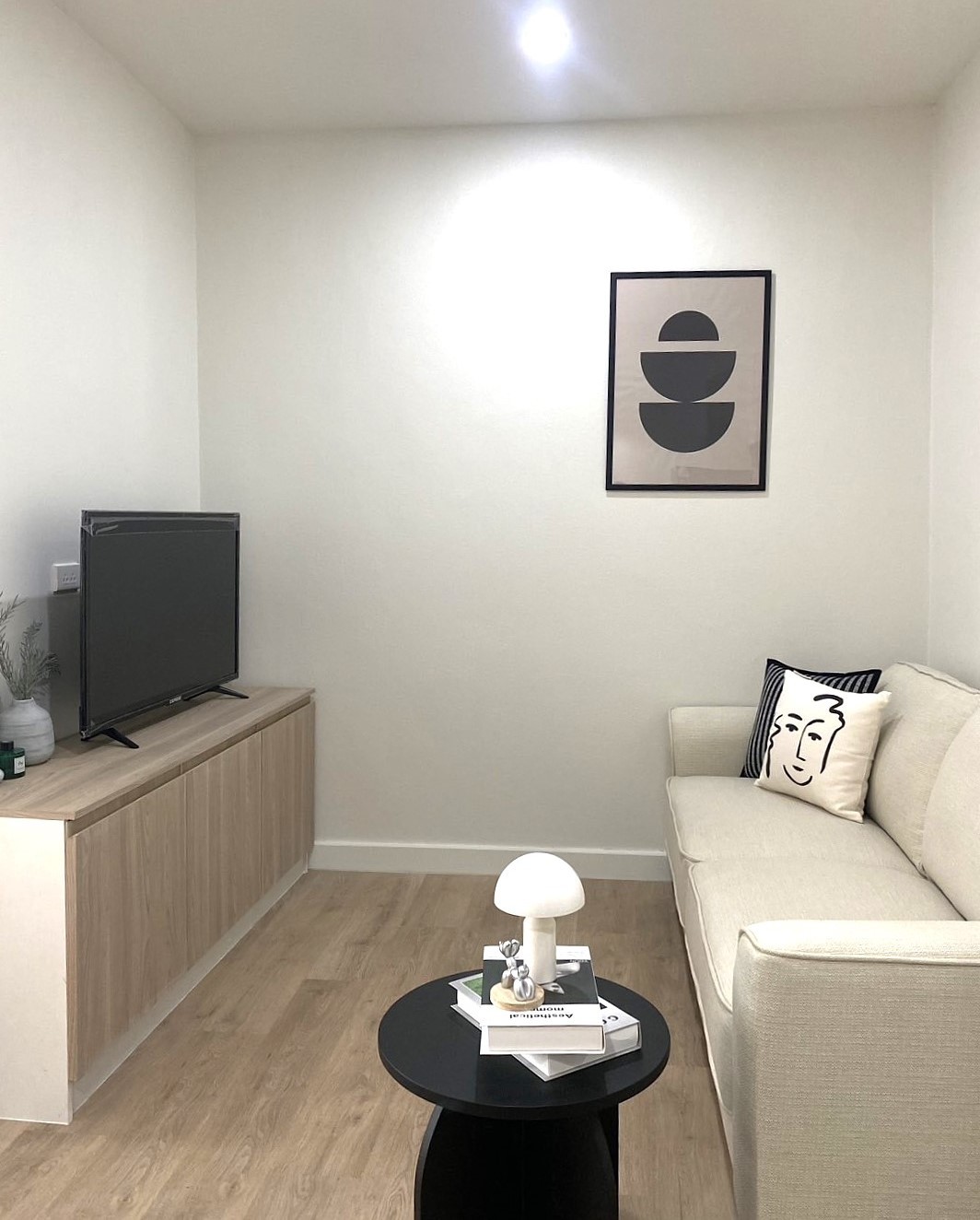 Seven Star Condo - Image 1