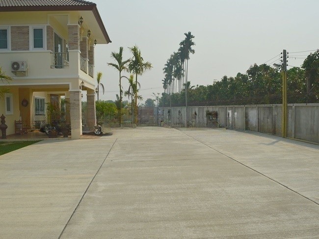 6 Bedroom House For Sale in Nong Han, San Sai, Chiang Mai - Image 9