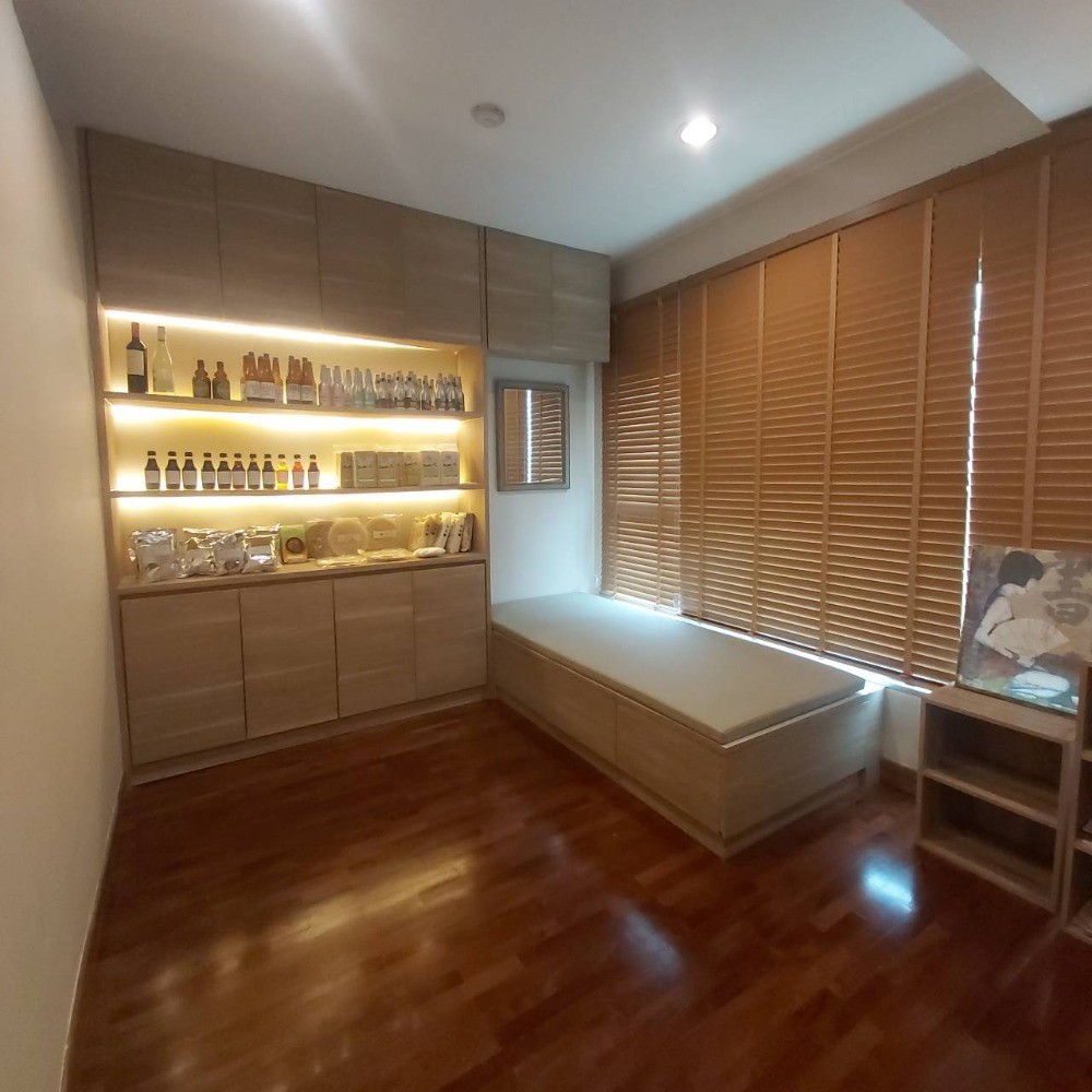 3 Bedroom Condo For Sale in Chong Nonsi, Yan Nawa, Bangkok - Image 5