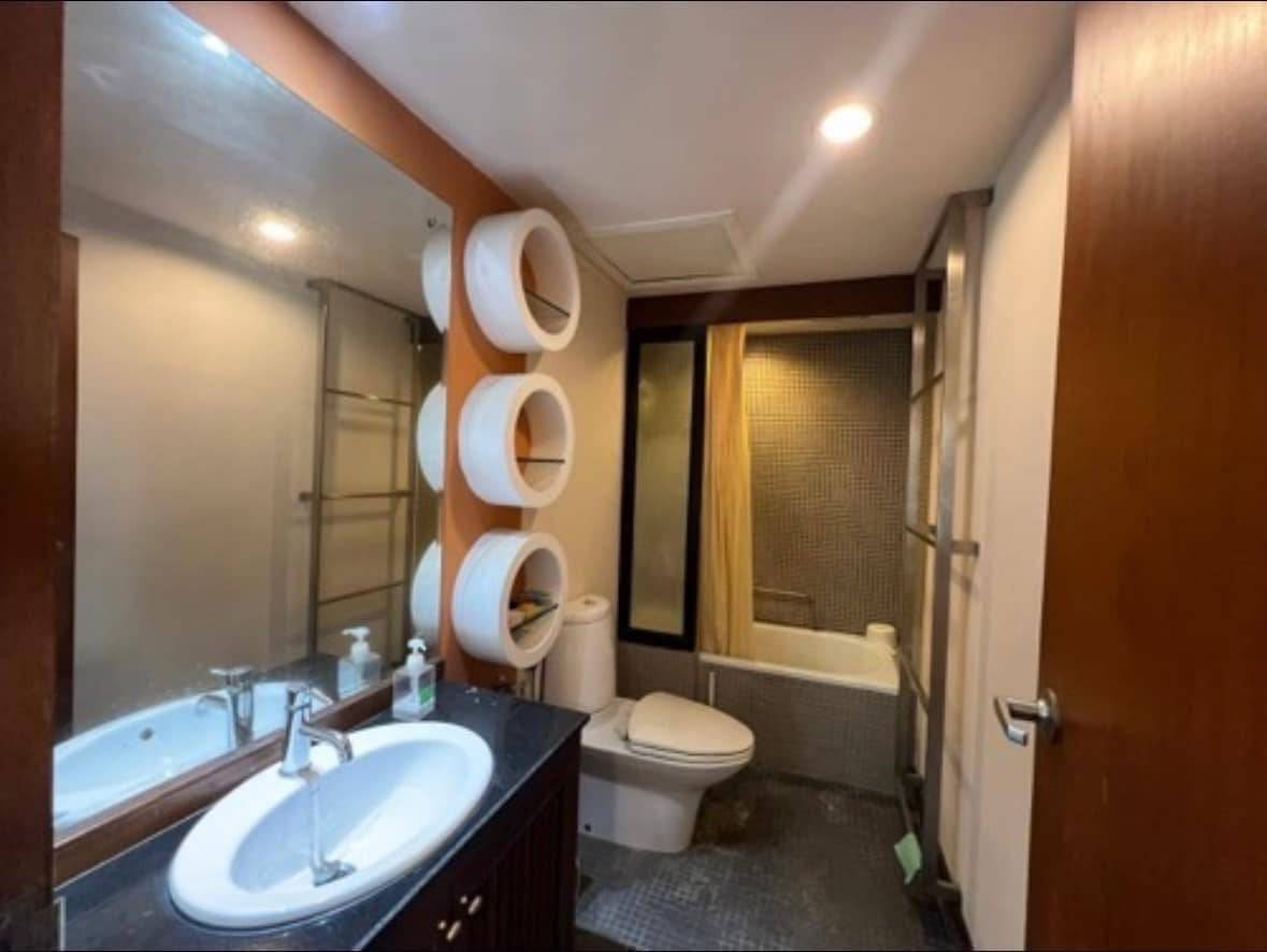 2 Bedroom Condo For Sale in Bang Phongphang, Yan Nawa, Bangkok - Image 4