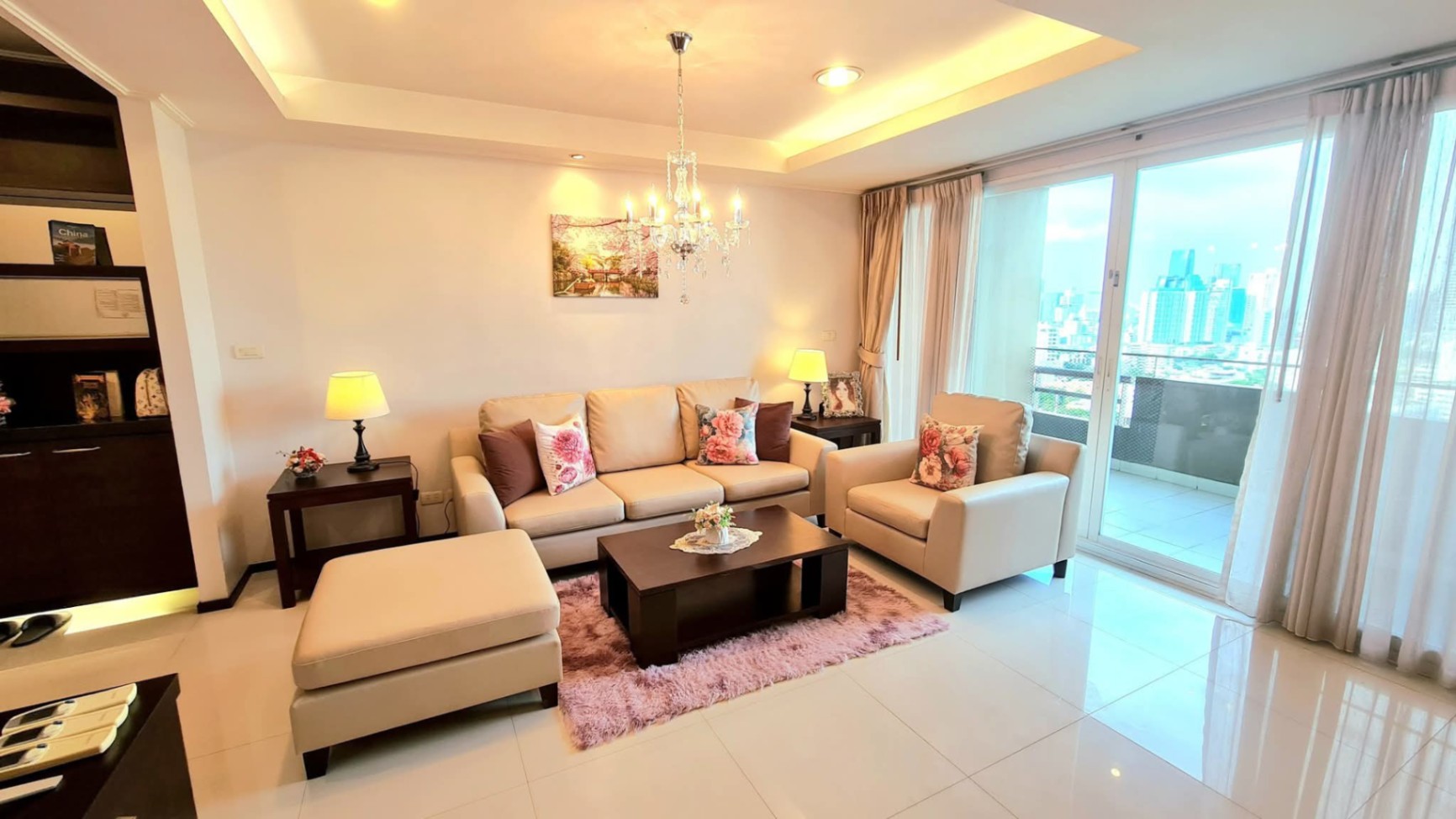 Piyathip Place Serviced Apartment - Image 3