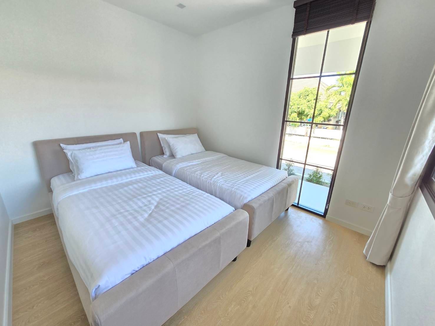 3 Bedroom House For Sale in Nong Khwai, Hang Dong, Chiang Mai - Image 17