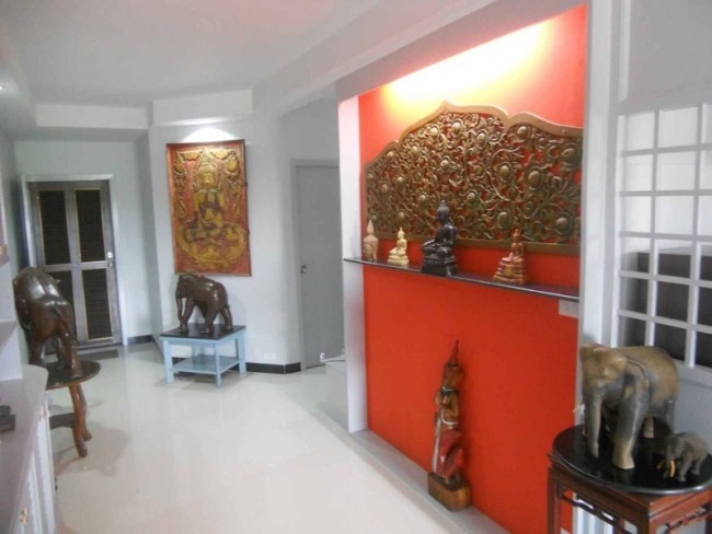 Riverside Condo - Image 9