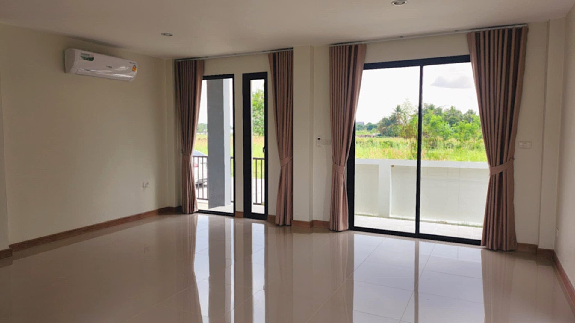 3 Bedroom House For Sale in San Phisuea, Mueang Chiang Mai, Chiang Mai - Image 5