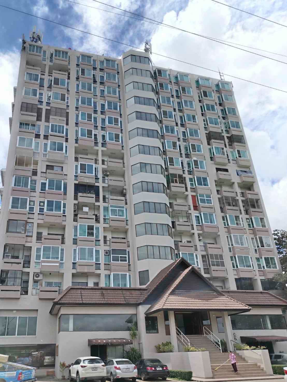 103 Central Condominium - Image 10