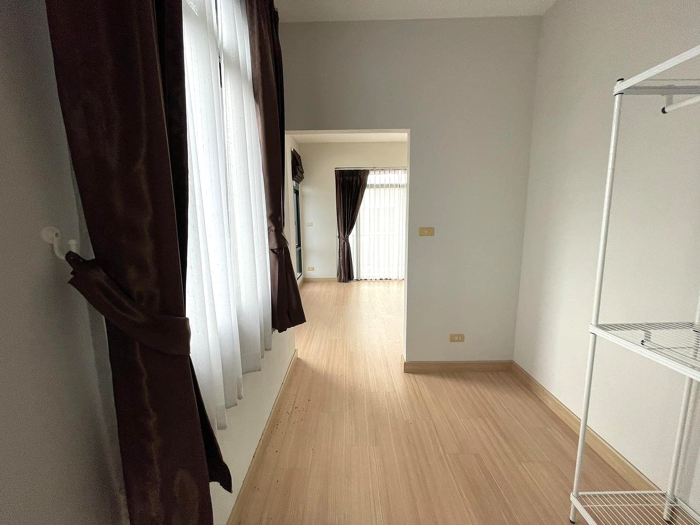 3 Bedroom House For Rent in Nam Phrae, Hang Dong, Chiang Mai - Image 11
