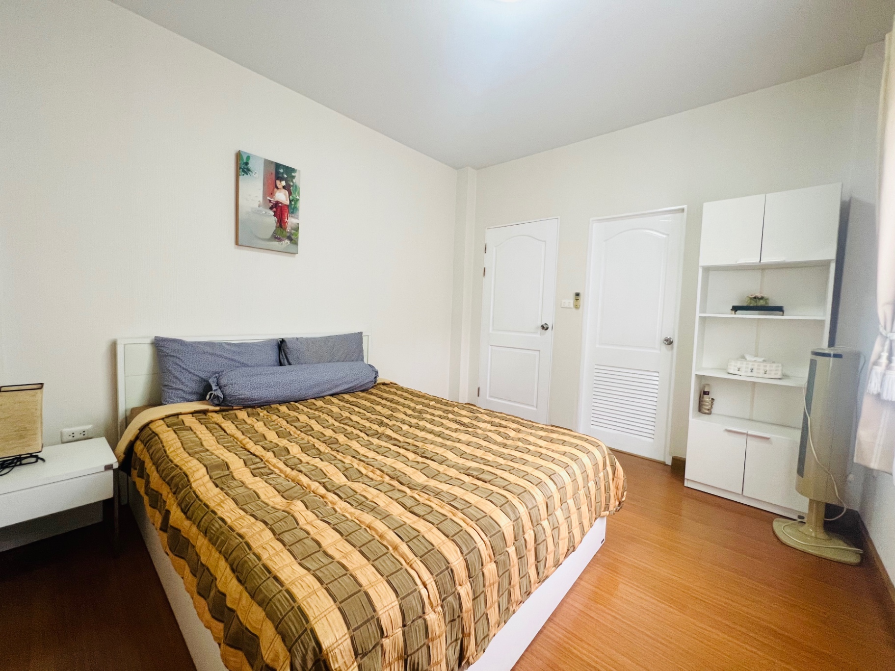 Home in Park - Image 21