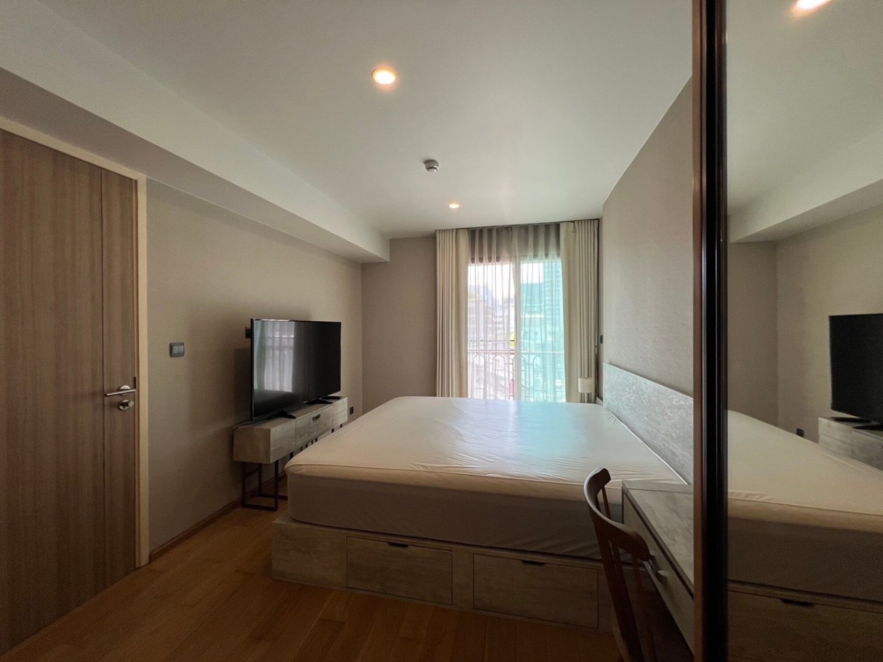 Na Vara Residence - Image 8