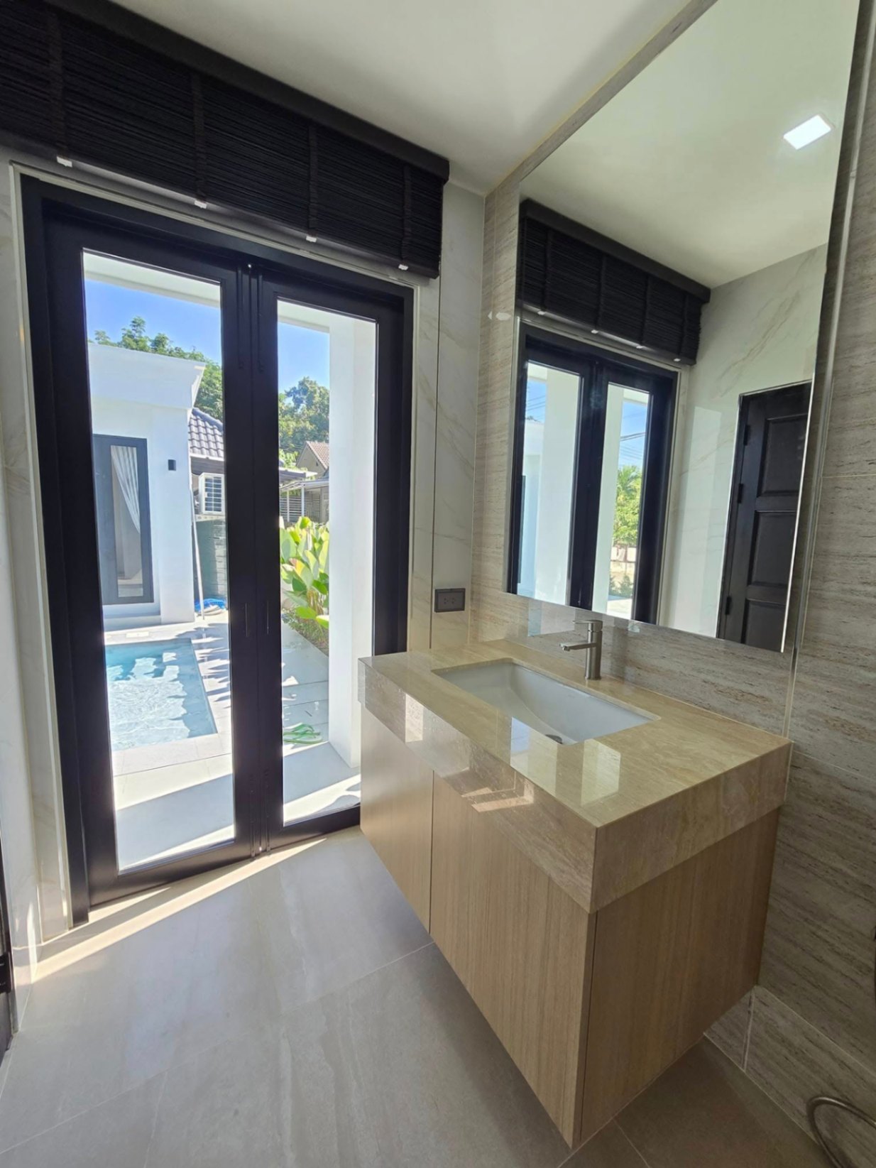 3 Bedroom House For Sale in San Phak Wan, Hang Dong, Chiang Mai - Image 12