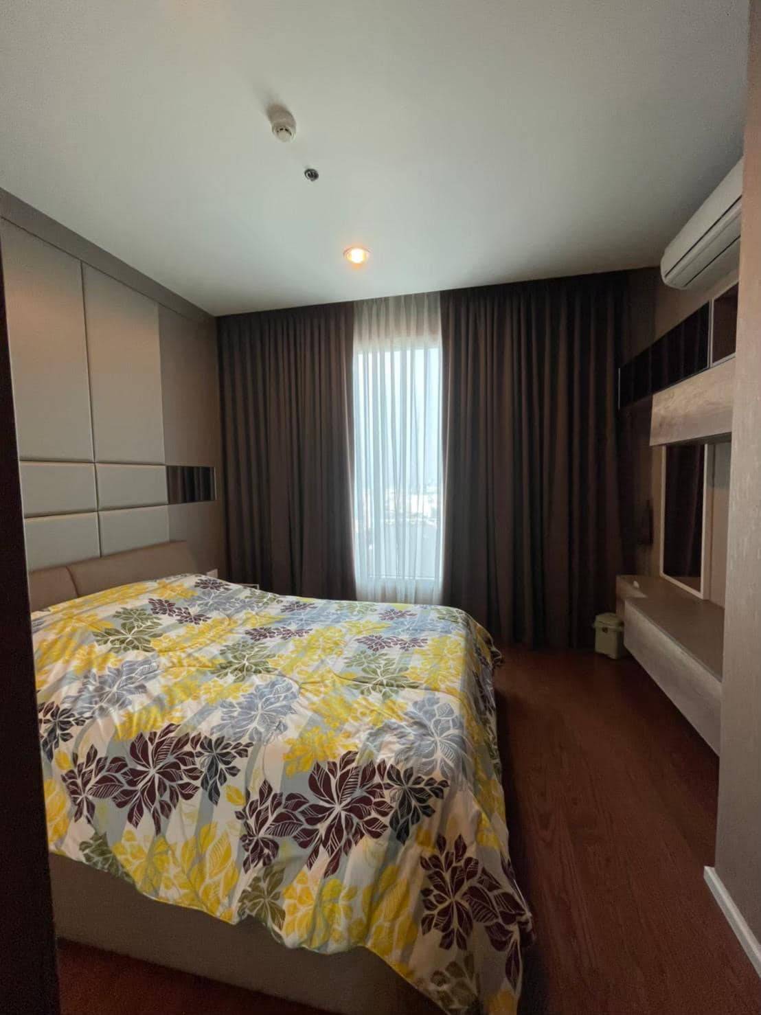 3 Bedroom Condo For Sale in Wat Phraya Krai, Bang Kho Laem, Bangkok - Image 7
