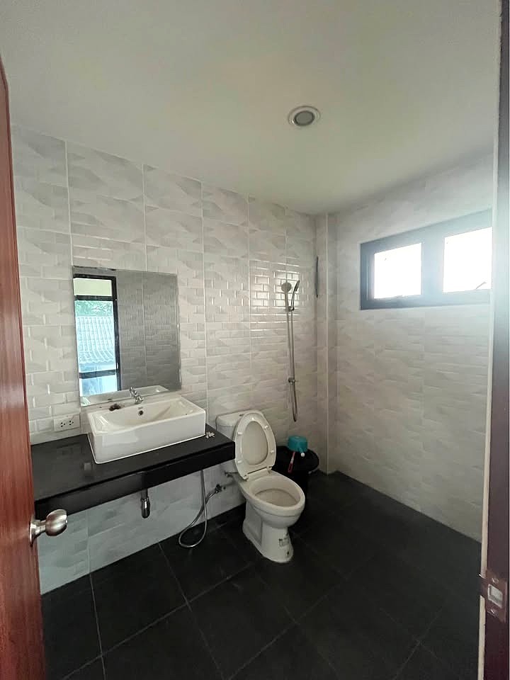 4 Bedroom House For Sale in Nong Hoi, Mueang Chiang Mai, Chiang Mai - Image 9