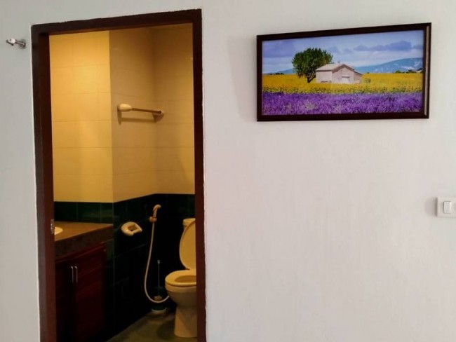 Riverside Condo - Image 10