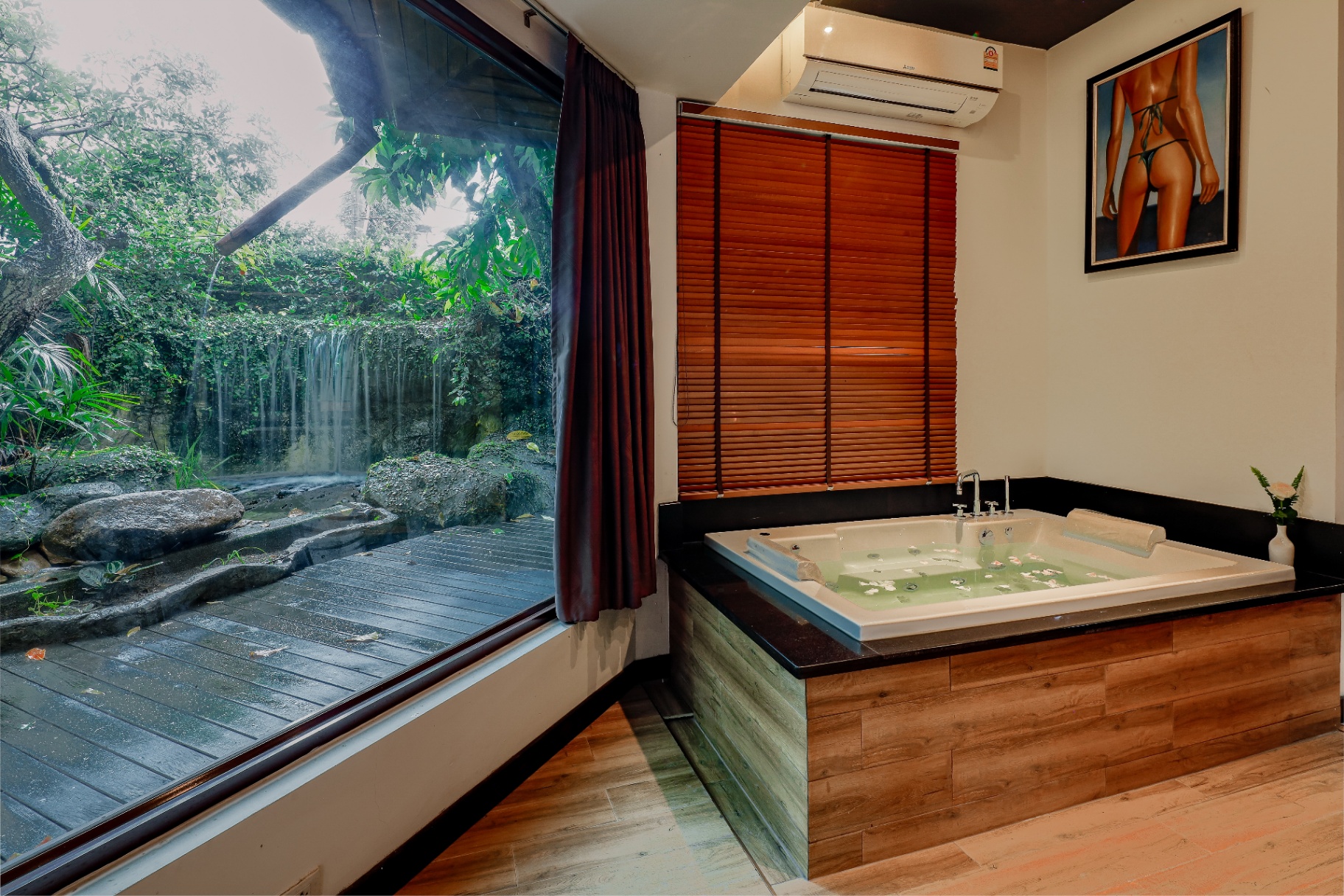 7 Bedroom House For Sale in Fa Ham, Mueang Chiang Mai, Chiang Mai - Image 18