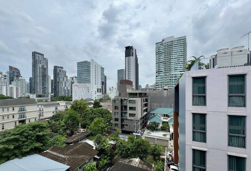 1 Bedroom Condo For Rent in Khlong Tan Nuea, Vadhana, Bangkok - Image 10