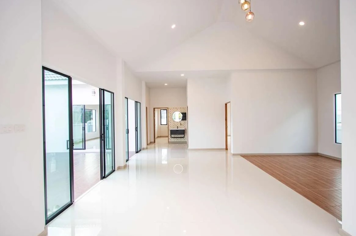 3 Bedroom House For Sale in Nong Kaeo, Hang Dong, Chiang Mai - Image 4