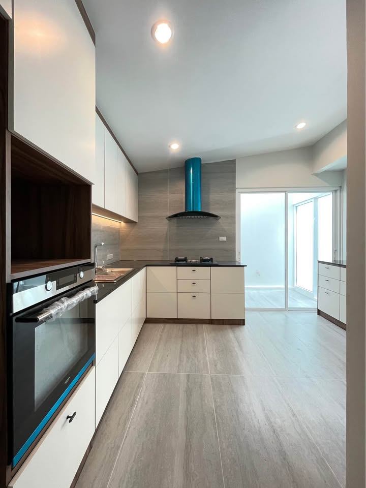 4 ห้องนอน บ้านเดี่ยว สำหรับขาย ใน สามเสนนอก, ห้วยขวาง, กรุงเทพมหานคร - Image 6
