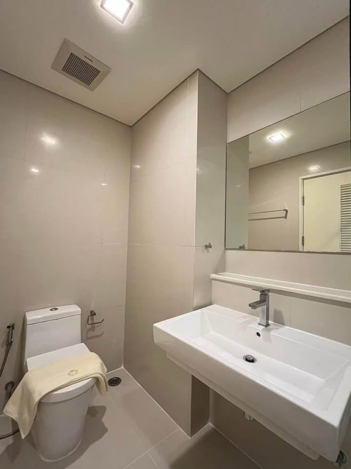 Ivy Thonglor 23 - Image 10