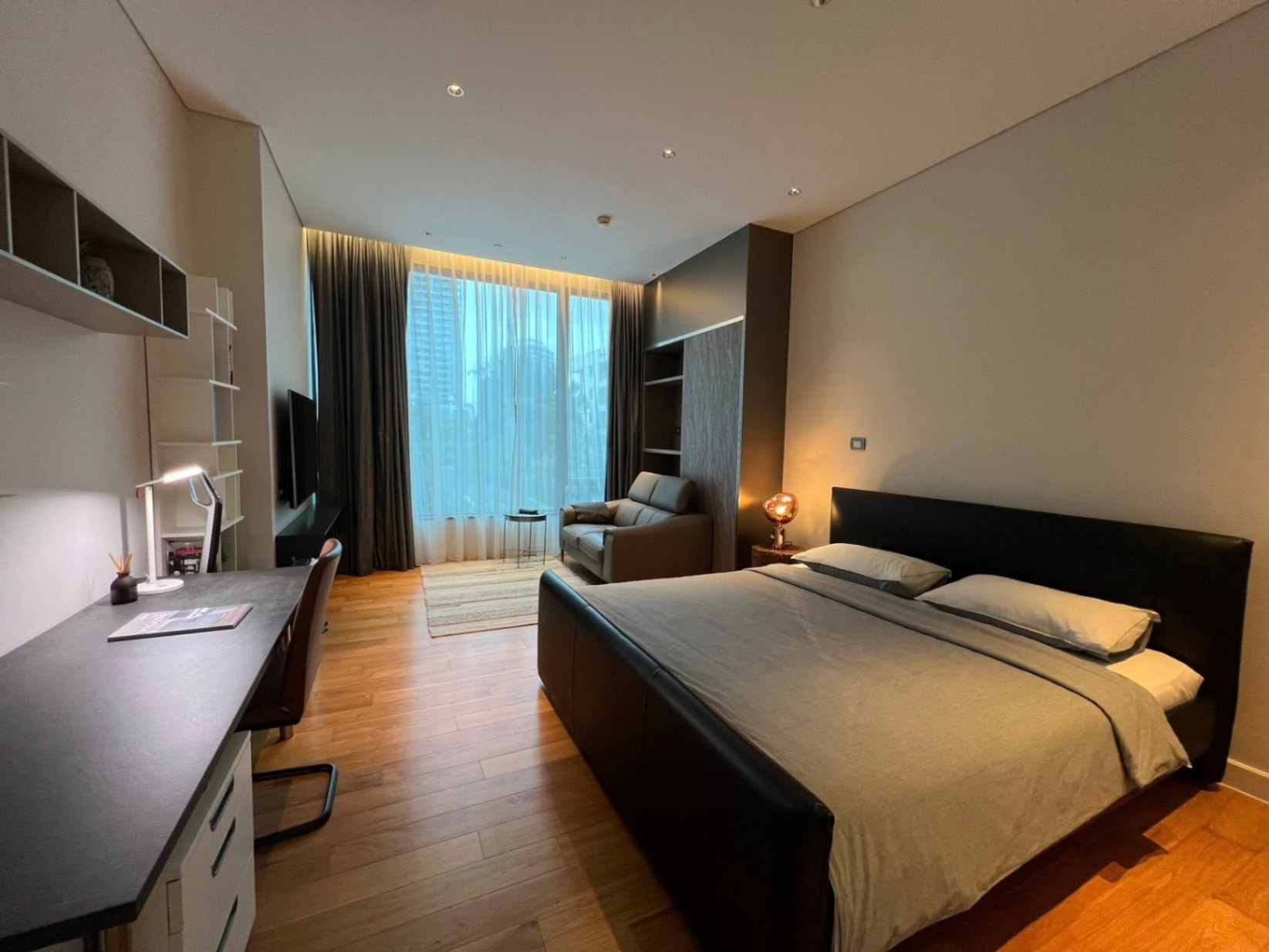 Studio Condo For Rent in Lumphini, Pathum Wan, Bangkok - Image 3