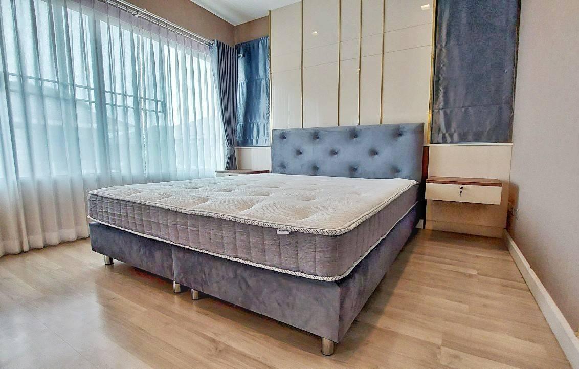 4 Bedroom House For Rent in Khlong Song Ton Nun, Lat Krabang, Bangkok - Image 7