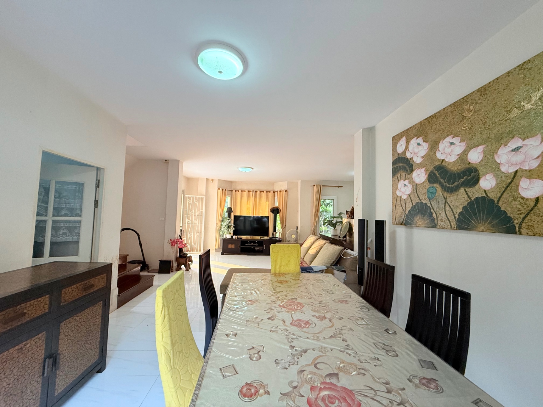 Home in Park - Image 7