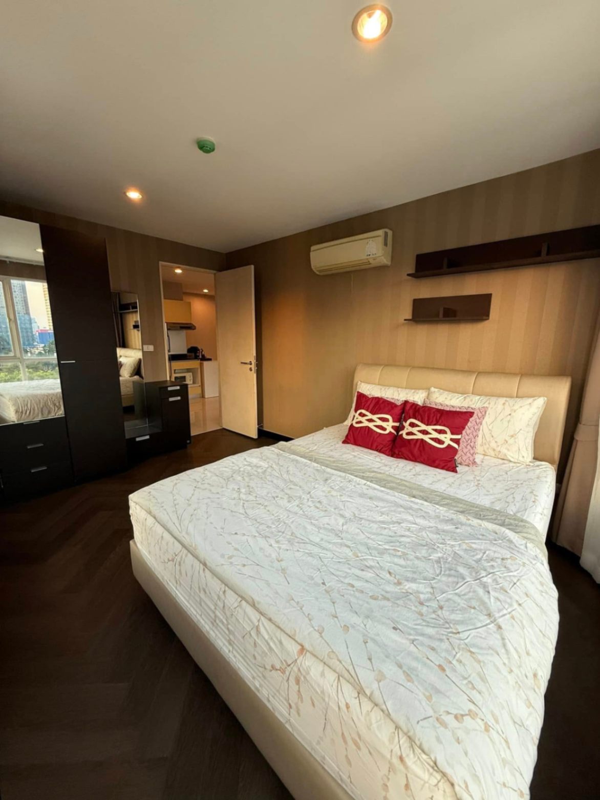 VOQUE Condo Sukhumvit 16 - Image 23