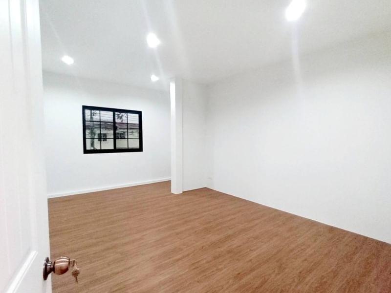 3 ห้องนอน บ้านเดี่ยว สำหรับขาย ใน บางจาก, พระโขนง, กรุงเทพมหานคร - Image 5