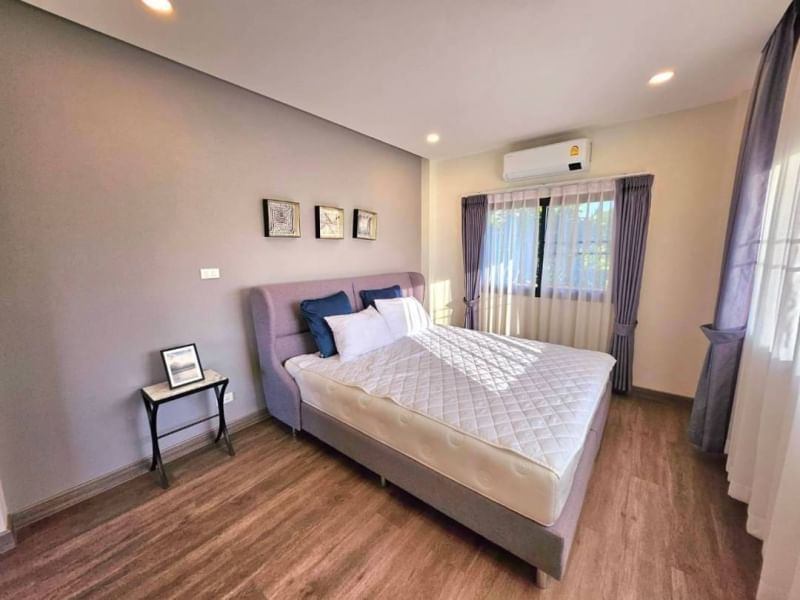 5 卧室 独立房屋  在  - Image 10