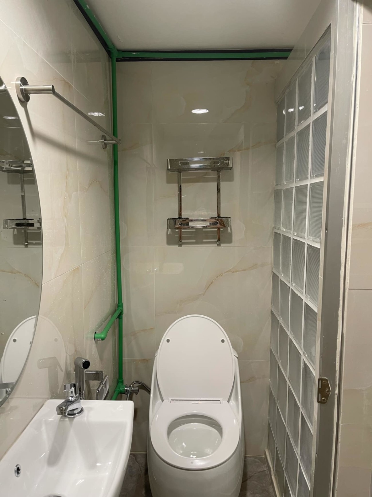2 Bedroom Condo For Rent in Si Lom, Bang Rak, Bangkok - Image 6