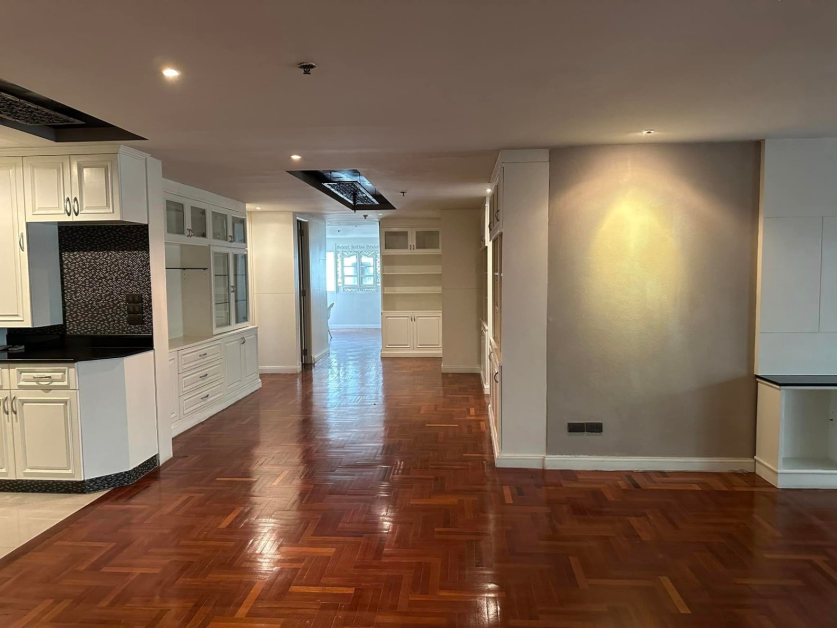 Baan Sathorn Chaopraya - Image 3