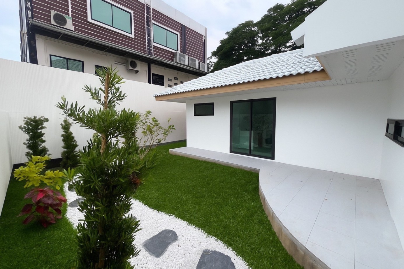 3 Bedroom House For Sale in Prawet, Prawet, Bangkok - Image 8