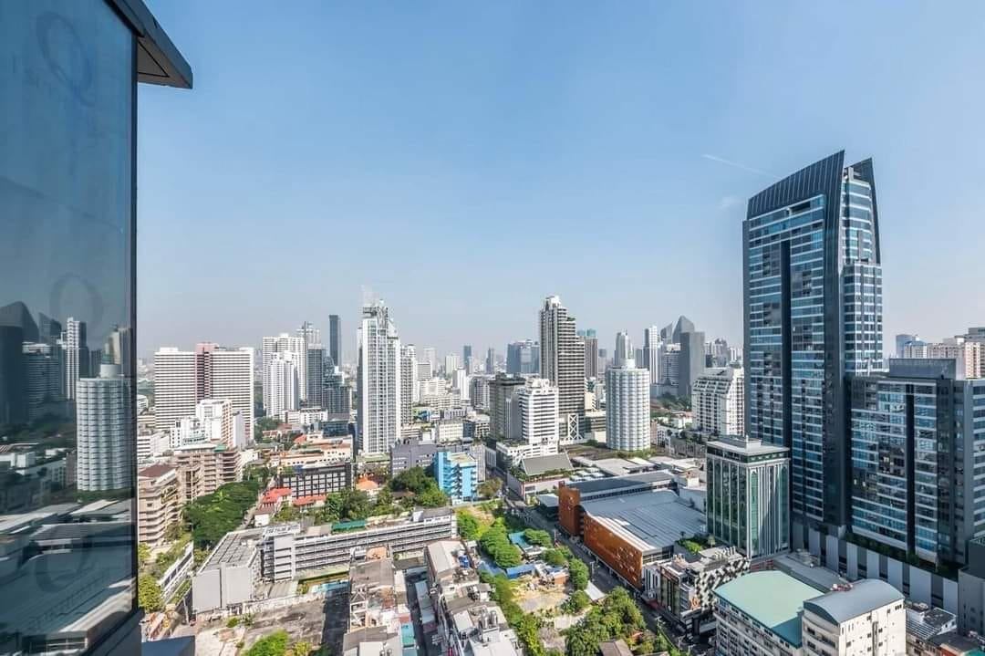 Q1 Sukhumvit Condo by Q House - Image 4