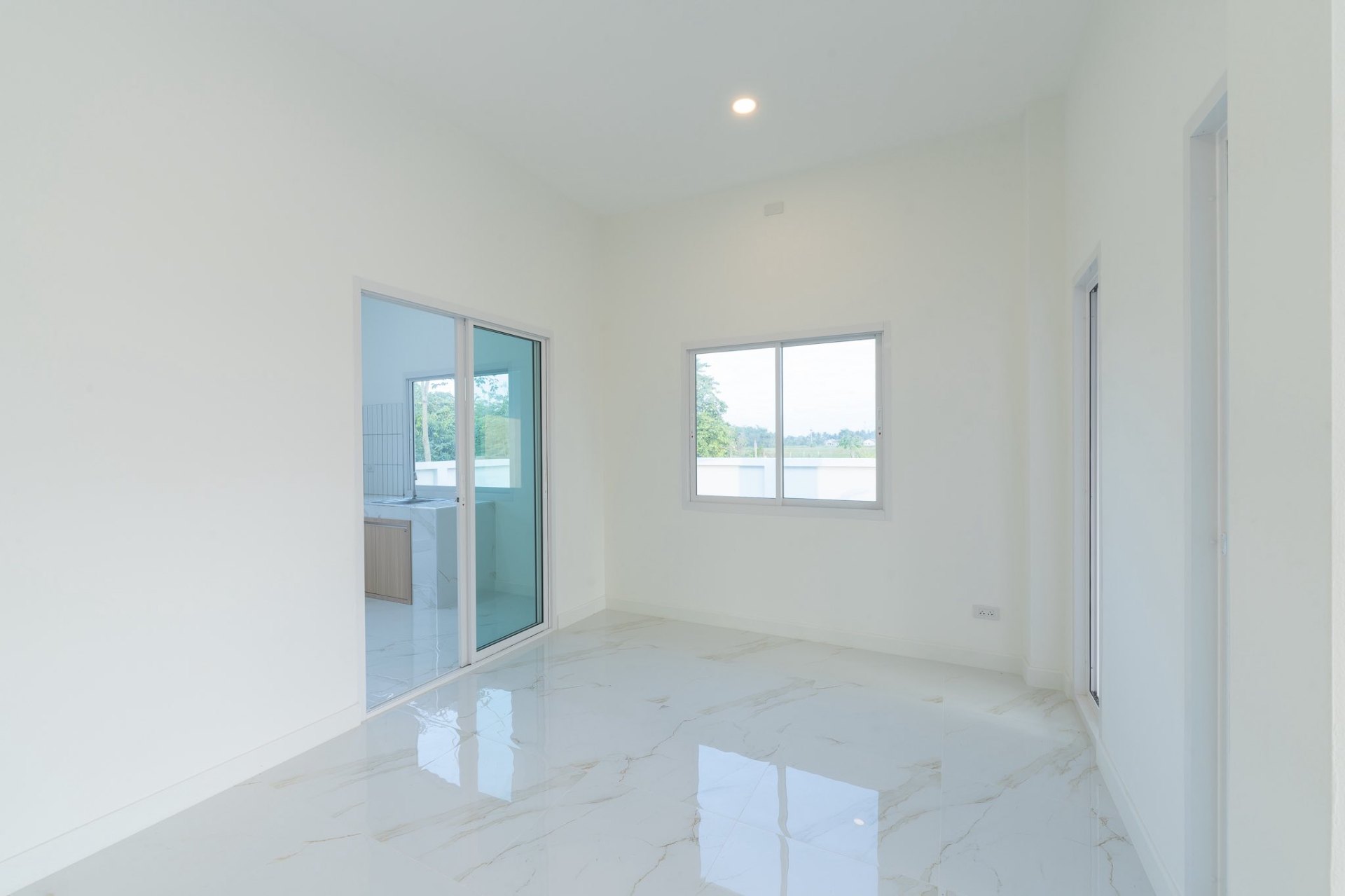 3 Bedroom House For Sale in Pa Phai, San Sai, Chiang Mai - Image 9