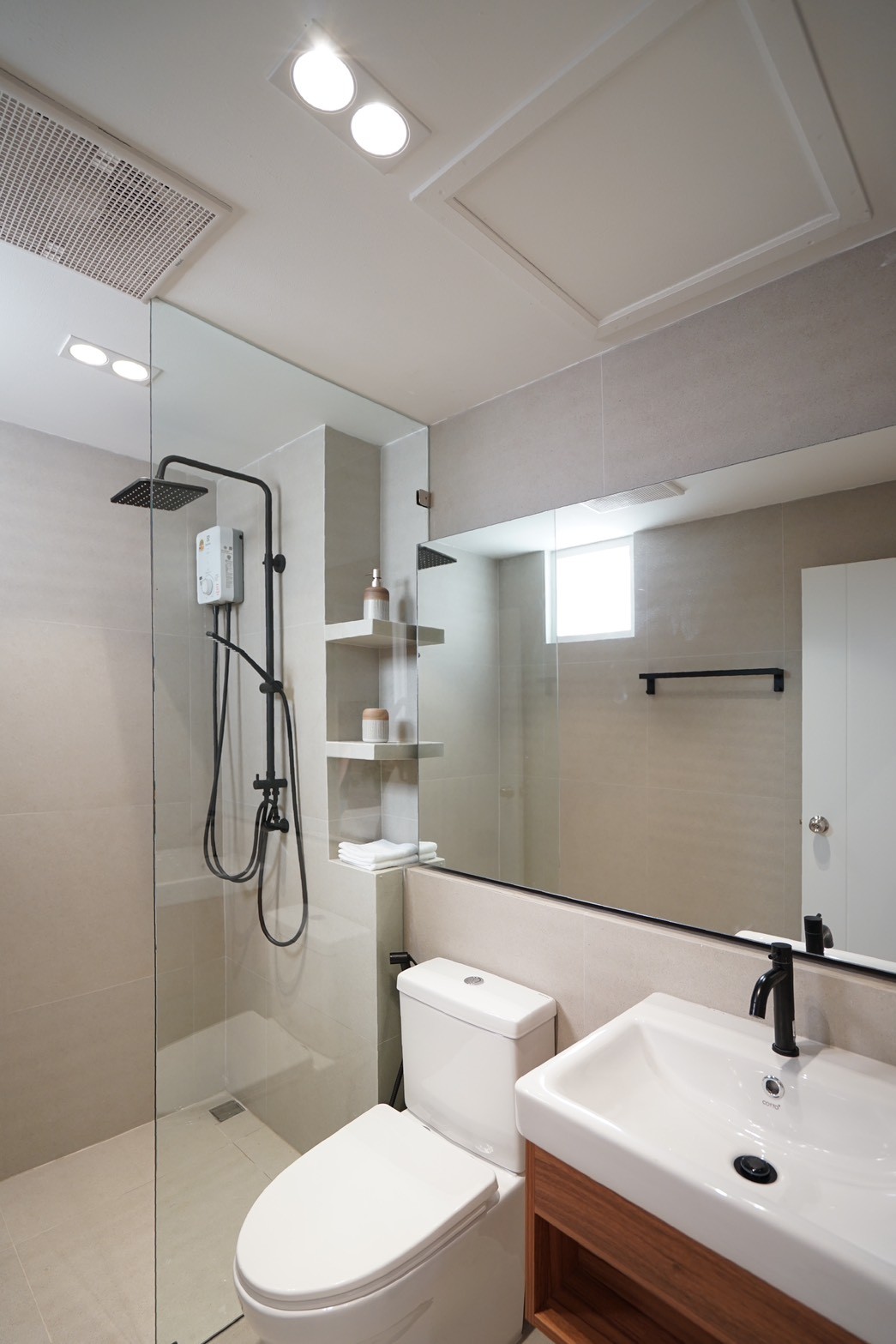 Srithana Condo 1 - Image 9