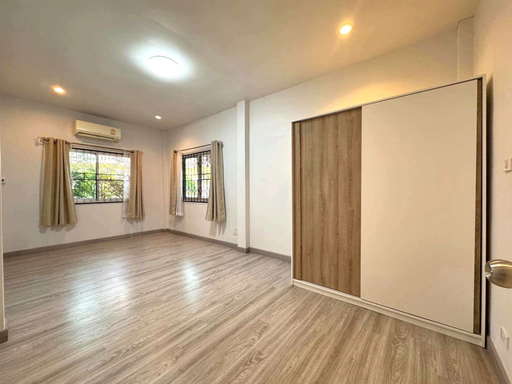 3 Bedroom House For Sale in Nong Khwai, Hang Dong, Chiang Mai - Image 5