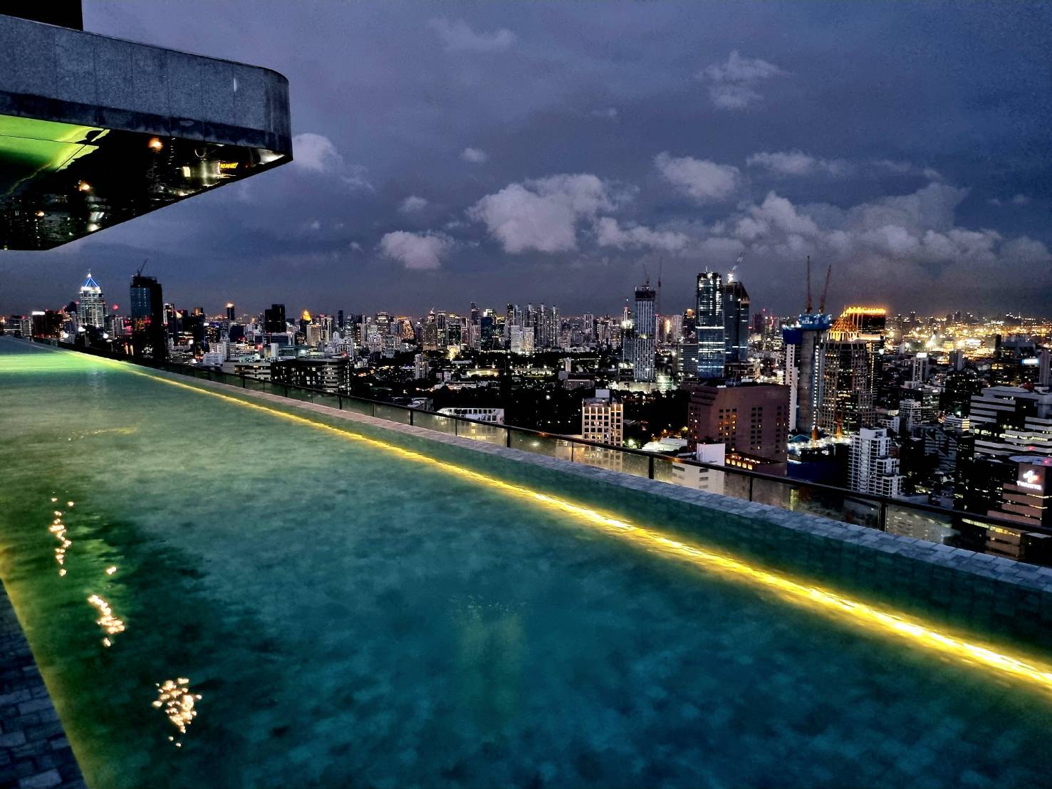 Ashton Chula-Silom - Image 5