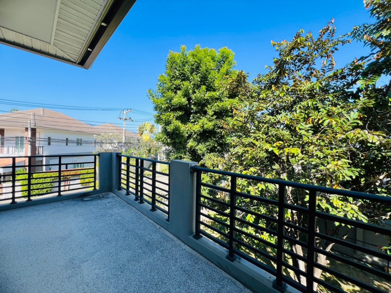 5 Bedroom House For Sale in Nong Khwai, Hang Dong, Chiang Mai - Image 19