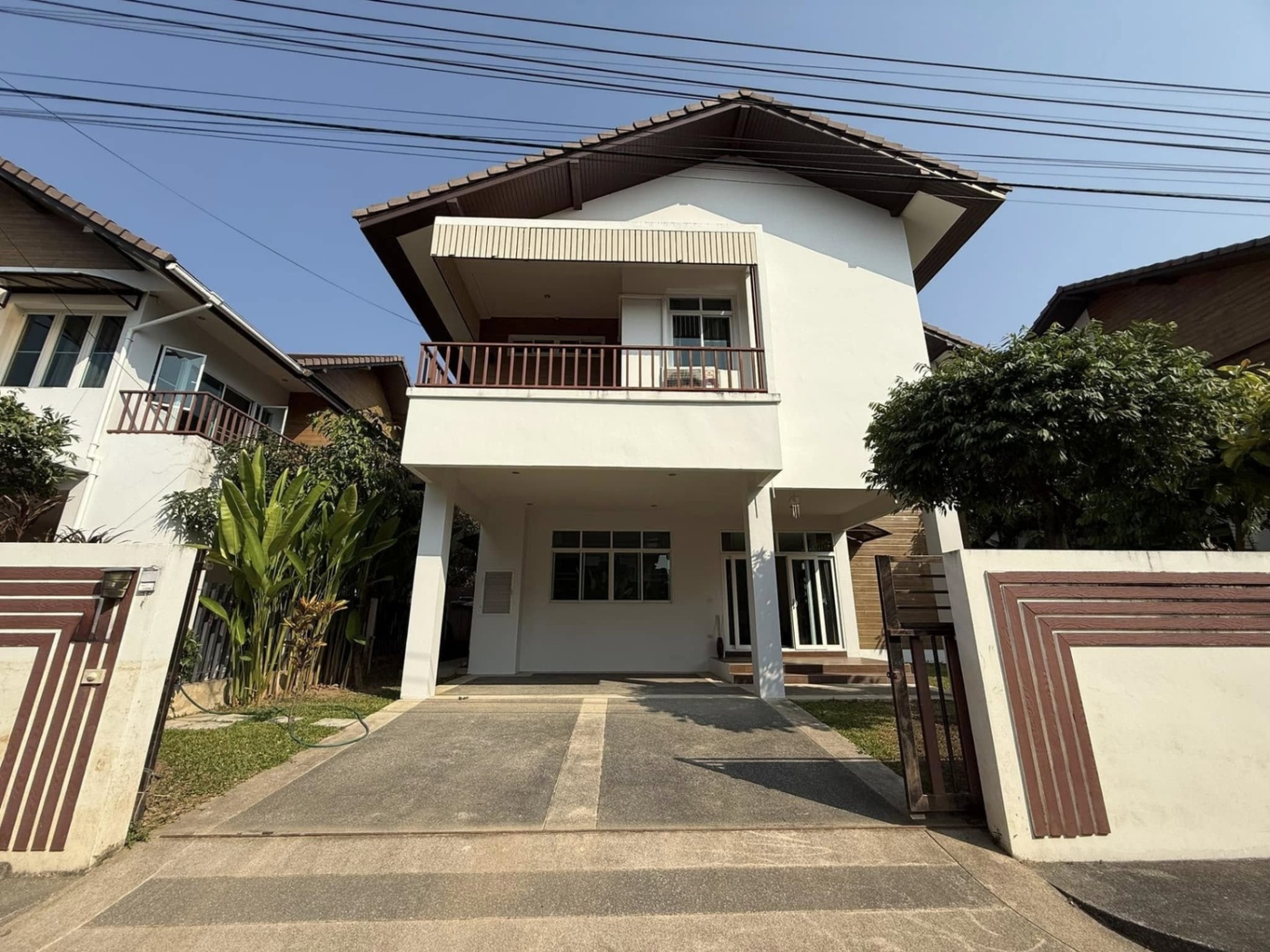 4 Bedroom House For Rent in Pa Tan, Mueang Chiang Mai, Chiang Mai - Image 1