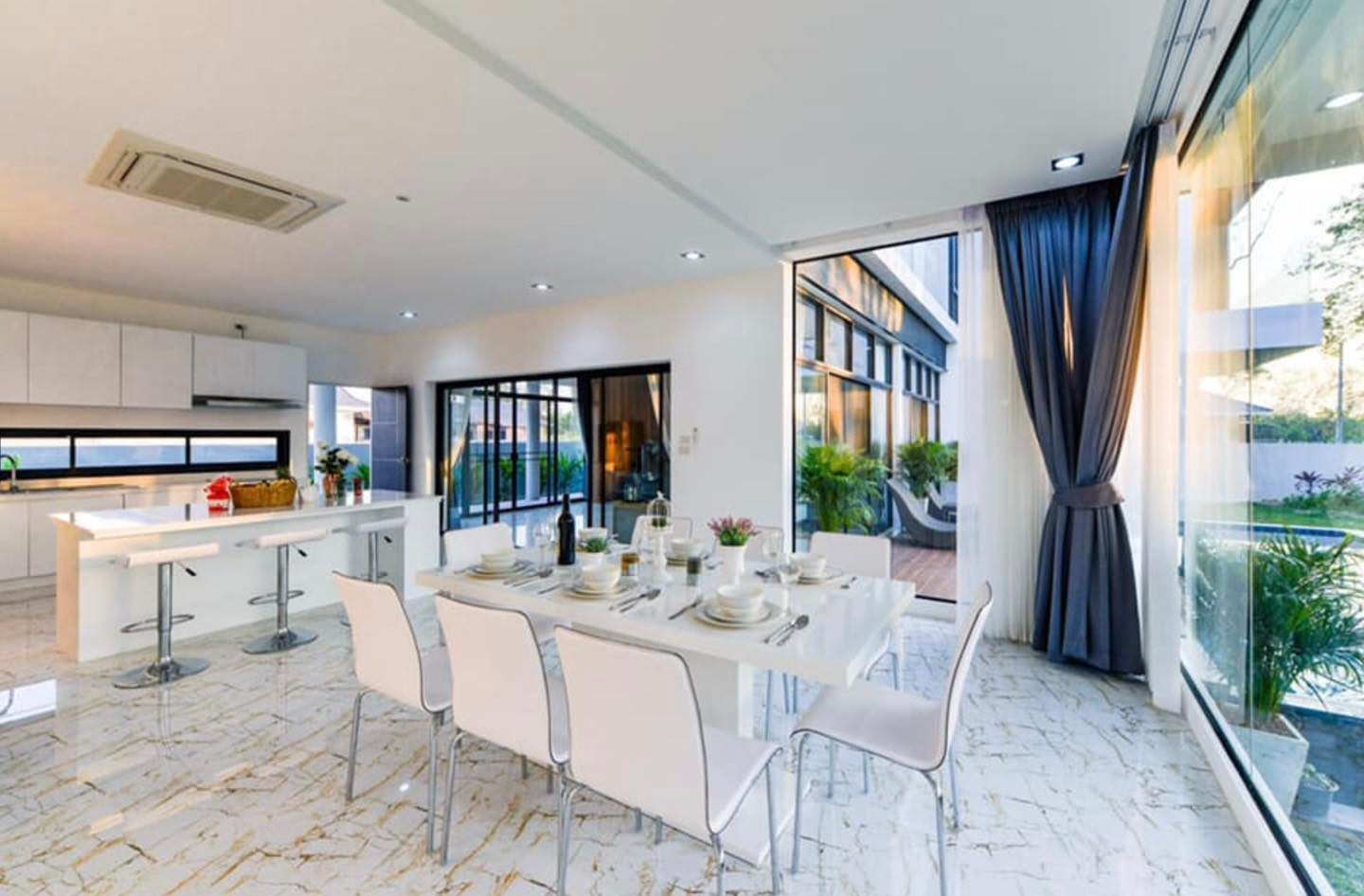 6 Bedroom House For Sale in San Phak Wan, Hang Dong, Chiang Mai - Image 22