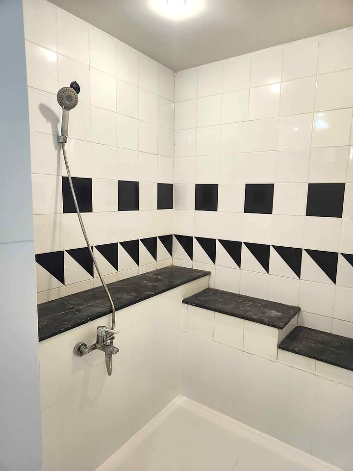 Sky Breeze Condo - Image 9