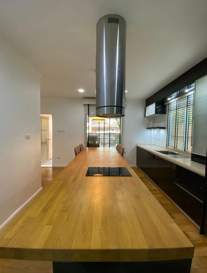 3 Bedroom House For Sale in Saphan Sung, Saphan Sung, Bangkok - Image 12