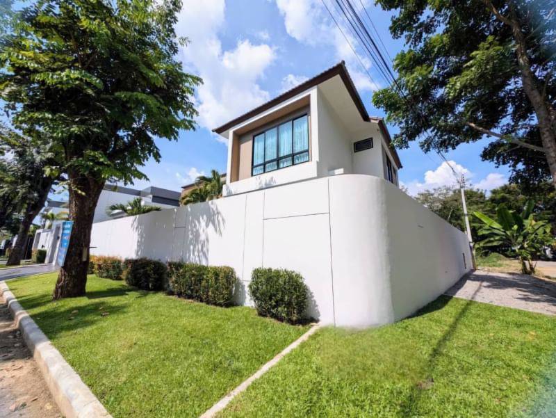 4 Bedroom House For Sale in San Phak Wan, Hang Dong, Chiang Mai - Image 2