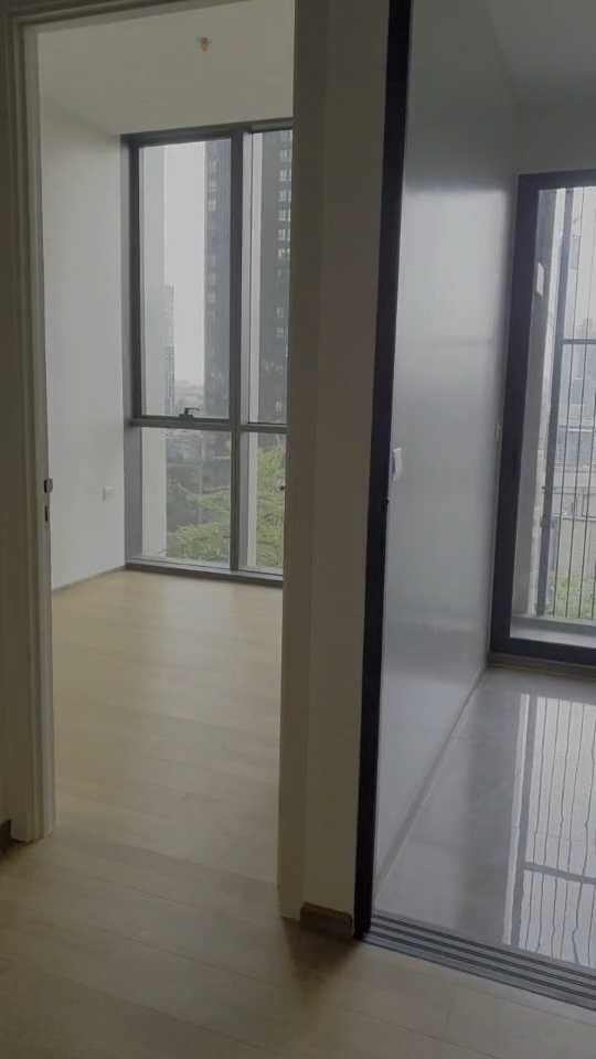 1 Bedroom Condo For Sale in Thanon Phet Buri, Ratchathewi, Bangkok - Image 2