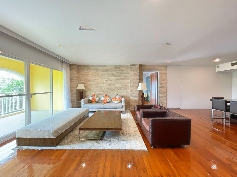 3 Bedroom Condo For Sale in Phra Khanong, Khlong Toei, Bangkok - Image 1
