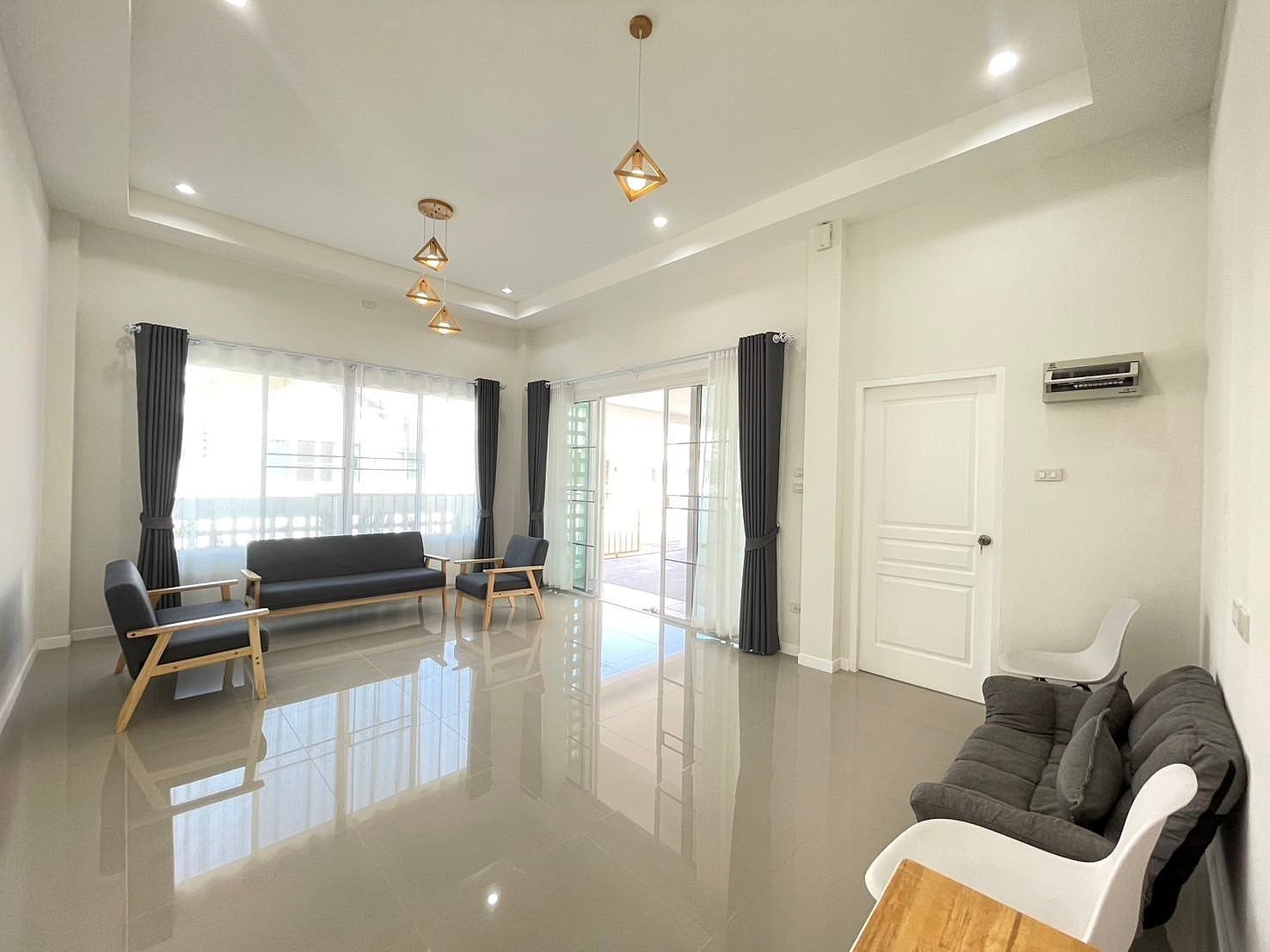 3 Bedroom House For Sale in Mueang Kaeo, Mae Rim, Chiang Mai - Image 2