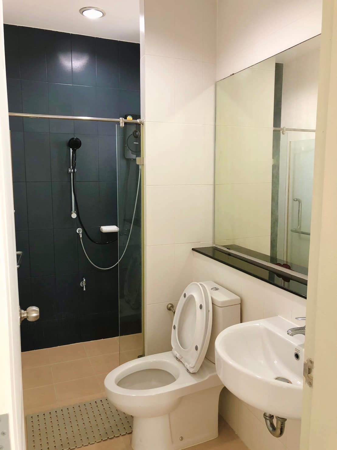 Ploenchit Collina - Image 8