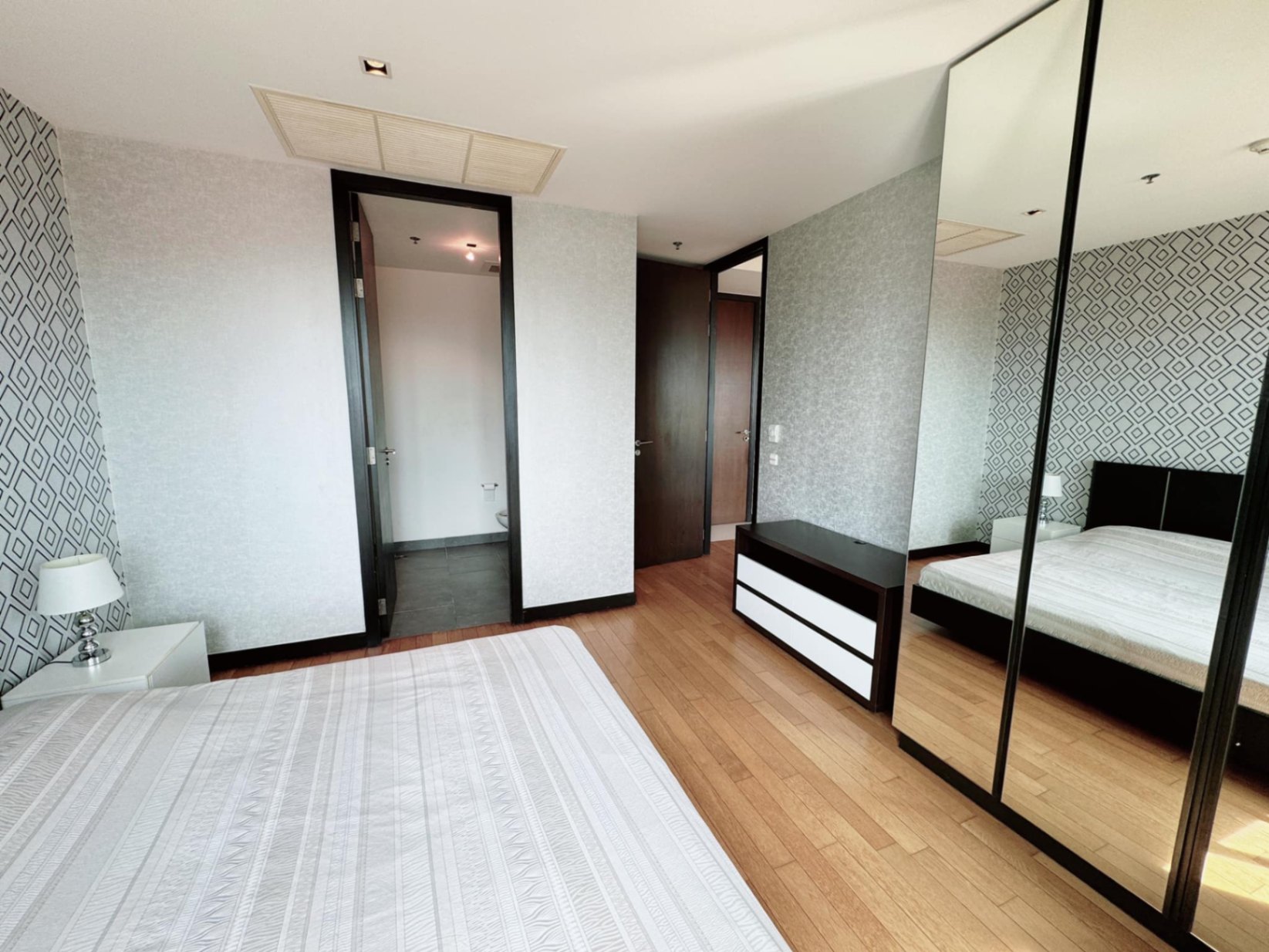The Lofts Yennakart - Image 5