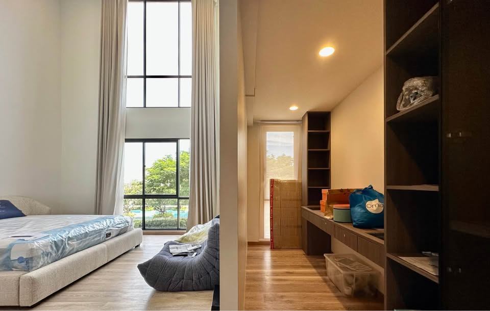 3 Bedroom Townhouse For Sale in Bang Phongphang, Yan Nawa, Bangkok - Image 13