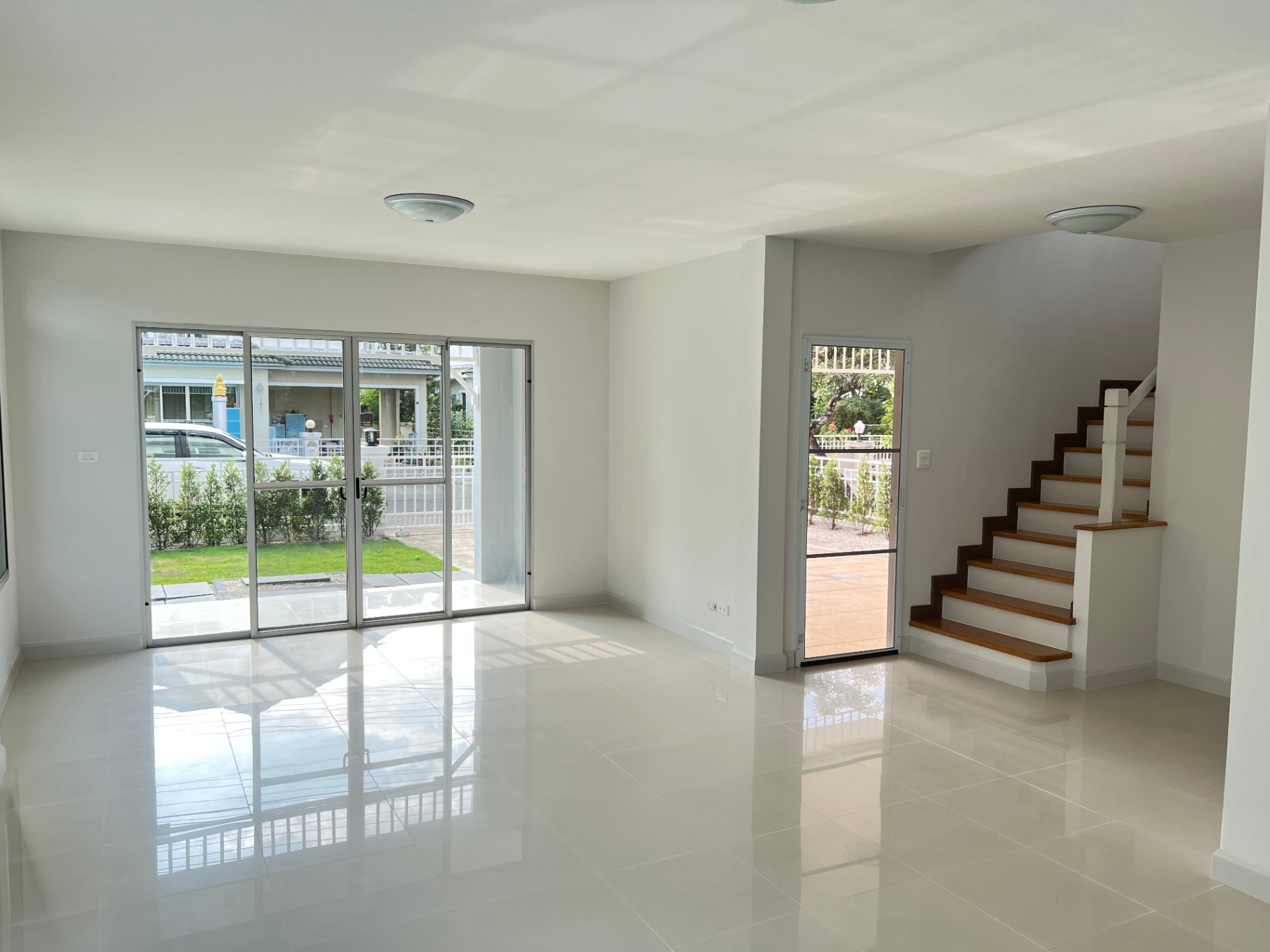 Chonlada Land&House - Image 3